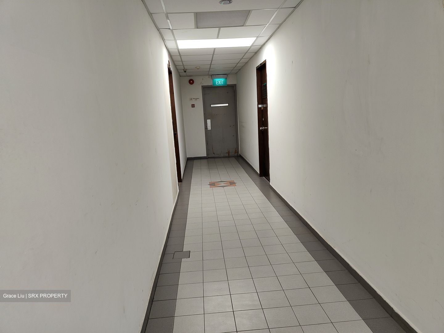 Hoa Nam Building (D8), Office #329806321